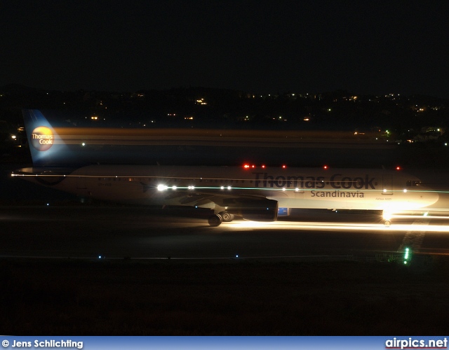 OY-VKB, Airbus A321-200, Thomas Cook Airlines Scandinavia