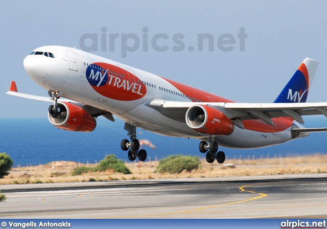OY-VKH, Airbus A330-300, MyTravel Airways AS