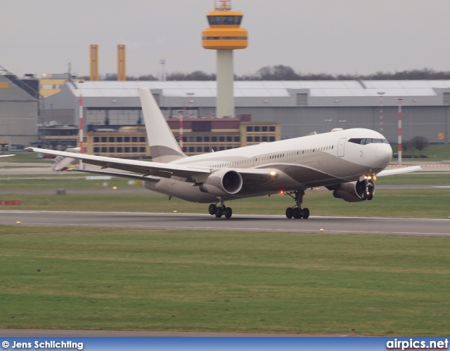 P4-MES, Boeing 767-300ER, Private