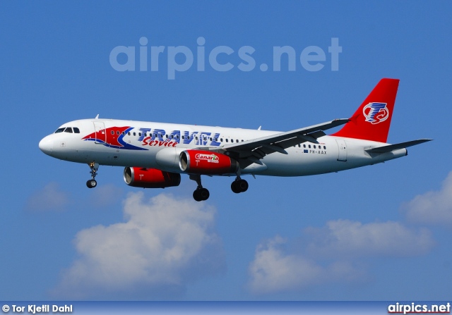 PH-AAX, Airbus A320-200, Travel Service (Czech Republic)