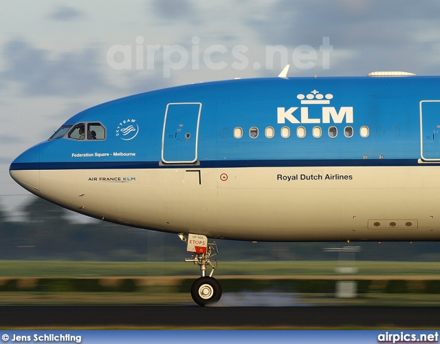 PH-AOF, Airbus A330-200, KLM Royal Dutch Airlines