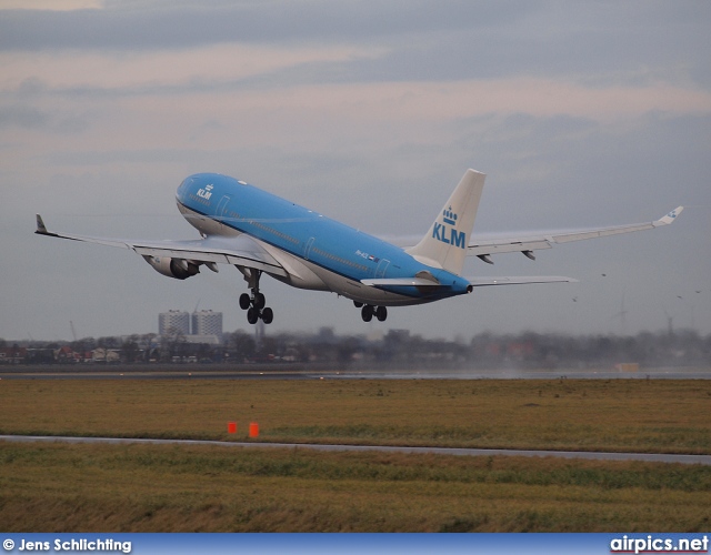 PH-AOL, Airbus A330-200, KLM Royal Dutch Airlines