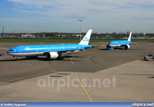 PH-BQA, Boeing 777-200ER, KLM Royal Dutch Airlines