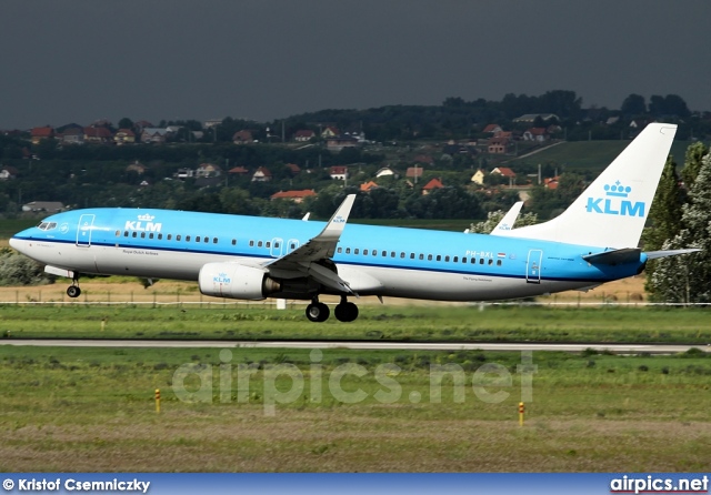 PH-BXL, Boeing 737-800, KLM Royal Dutch Airlines