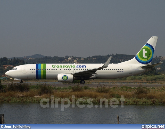 PH-HZW, Boeing 737-800, Transavia