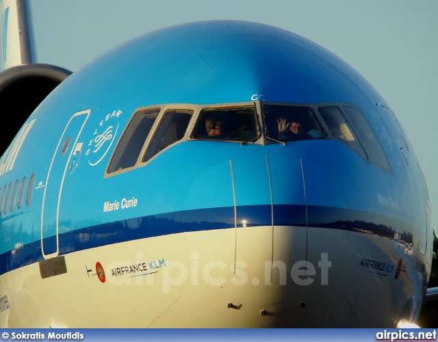 PH-KCC, McDonnell Douglas MD-11, KLM Royal Dutch Airlines