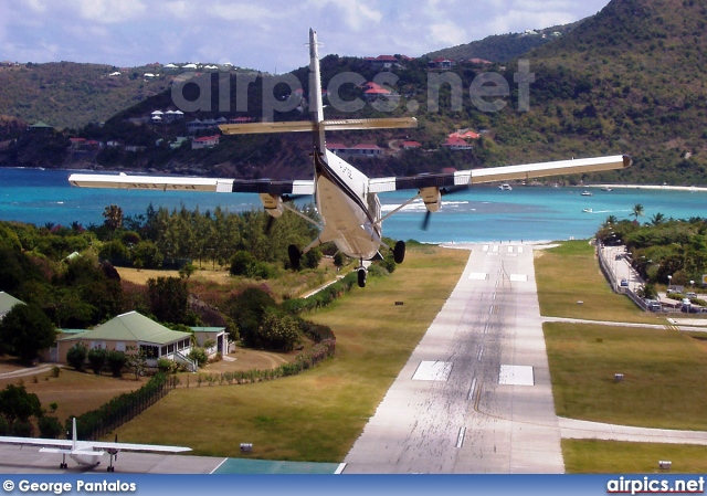 PJ-TSE, De Havilland Canada DHC-6-300 Twin Otter, Winair