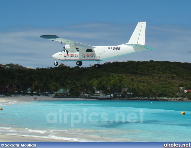 PJ-WEB, Britten-Norman BN-2B Islander II, Winward Express