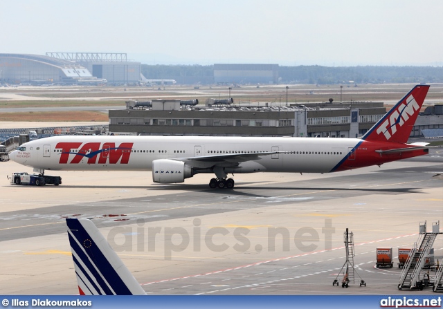 PT-MUA, Boeing 777-300ER, TAM Linhas Aereas