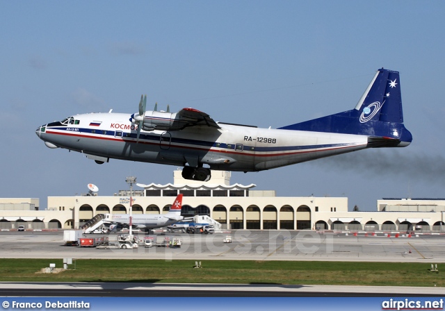 RA-12988, Antonov An-12-B, Kosmos Avia