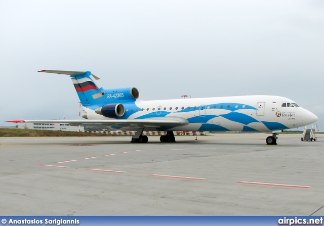 RA-42365, Yakovlev Yak-42-D, RusJet