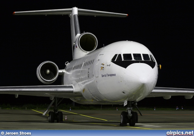 RA-42368, Yakovlev Yak-42-D, RusAir