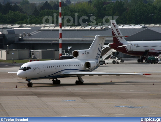 RA-42423, Yakovlev Yak-42-D, Centre-Avia