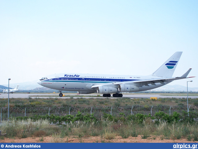 RA-96017, Ilyushin Il-96-300, KrasAir