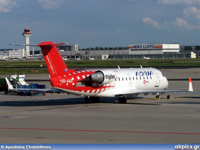 S5-AAD, Bombardier CRJ-200LR, Adria Airways