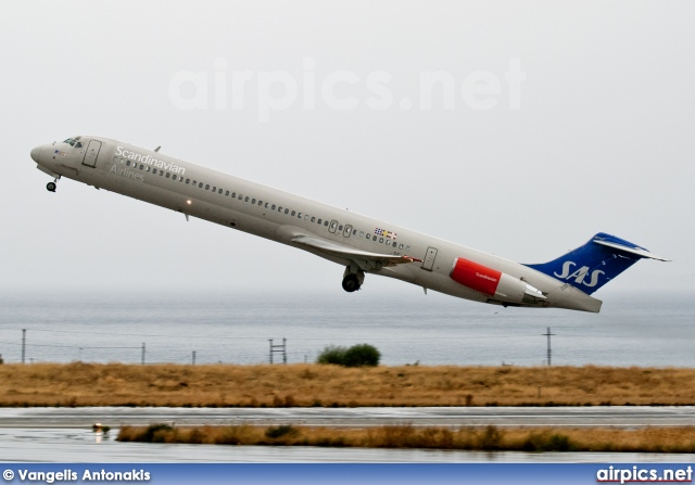 SE-DIN, McDonnell Douglas MD-82, Scandinavian Airlines System (SAS)