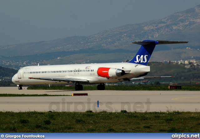 SE-DIS, McDonnell Douglas MD-82, Scandinavian Airlines System (SAS)