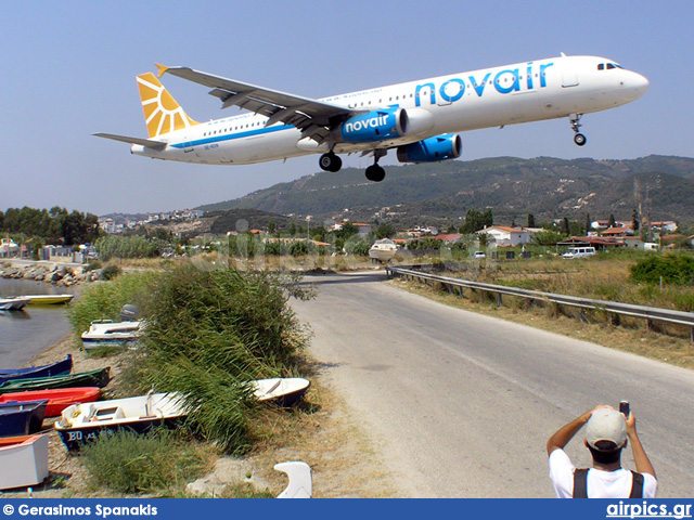 SE-RDN, Airbus A321-200, Novair