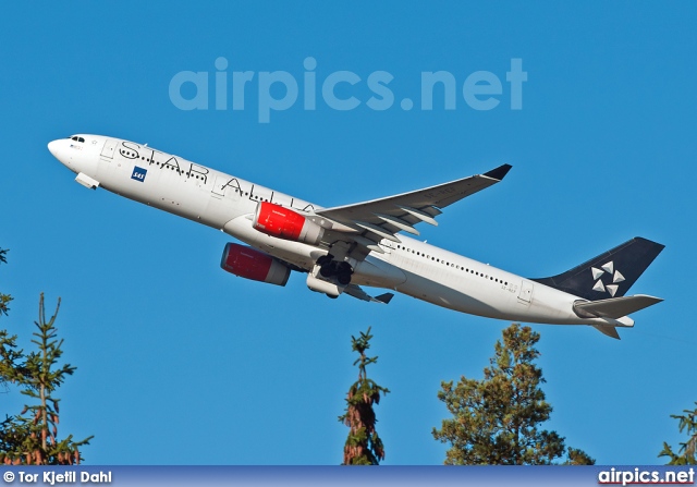SE-REF, Airbus A330-300, Scandinavian Airlines System (SAS)