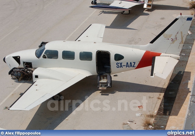 SX-AAZ, Piper PA-31 310 Navajo, Athens Air