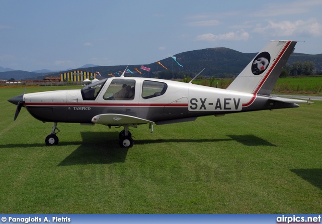 SX-AEV, Socata TB-9, Aeroservices