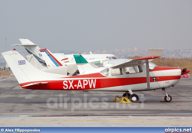 SX-APW, Cessna 182E Skylane, Private