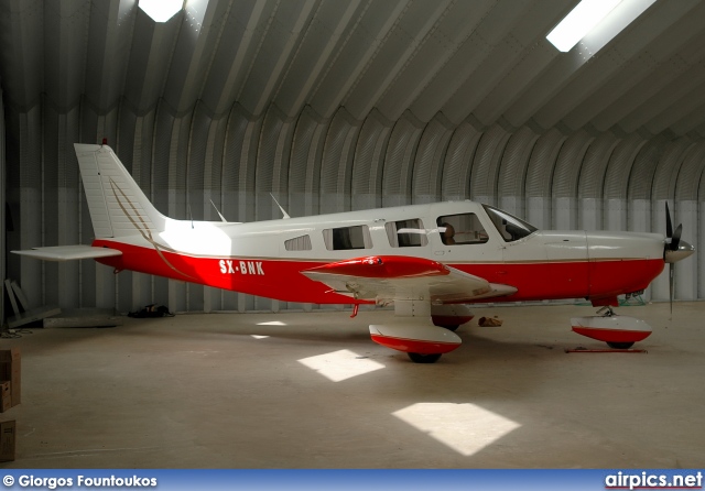 SX-BNK, Piper PA-32-301 Saratoga, Private