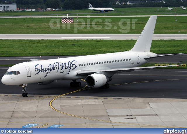 SX-BTH, Boeing 757-200, Sky Wings