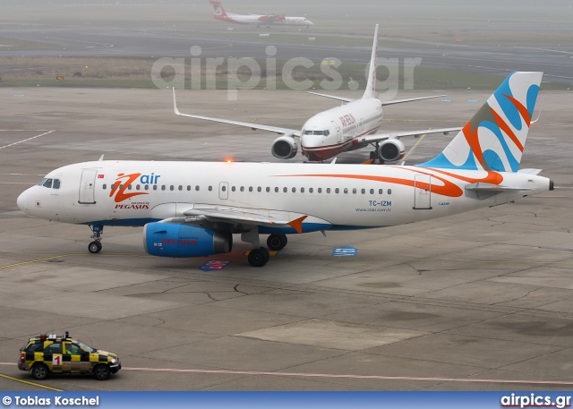 TC-IZM, Airbus A319-100, IZair