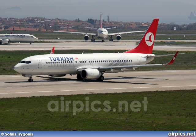 TC-JGJ, Boeing 737-800, Turkish Airlines