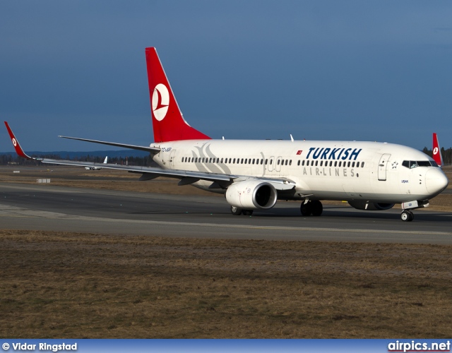 TC-JGR, Boeing 737-800, Turkish Airlines