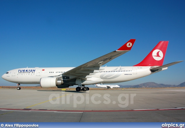 TC-JNA, Airbus A330-200, Turkish Airlines