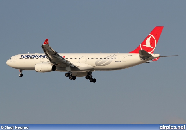 TC-JNJ, Airbus A330-300, Turkish Airlines