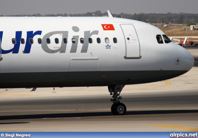 TC-OAF, Airbus A321-200, Onur Air