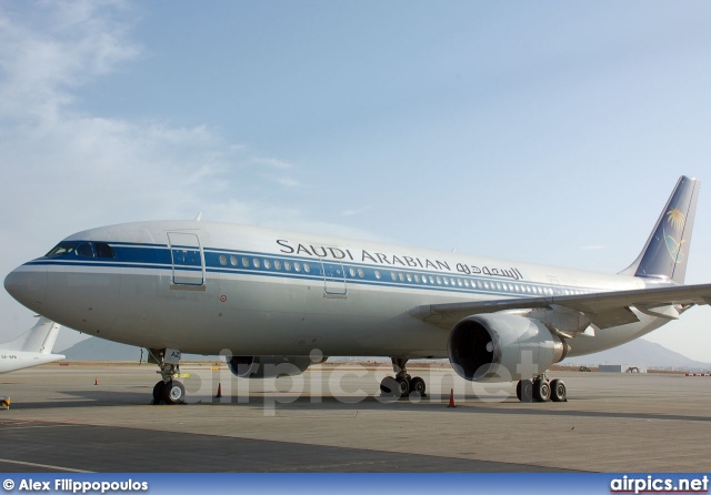 TC-OAZ, Airbus A300B4-600R, Saudi Arabian Airlines