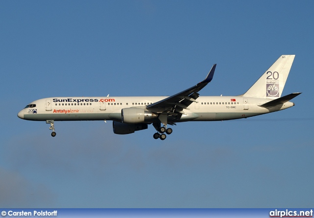 TC-SNC, Boeing 757-200, SunExpress