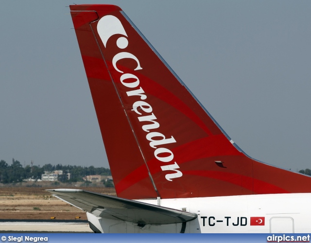 TC-TJD, Boeing 737-400, Corendon Airlines