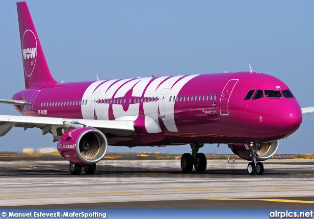 TF-MOM, Airbus A321-200, WOW air