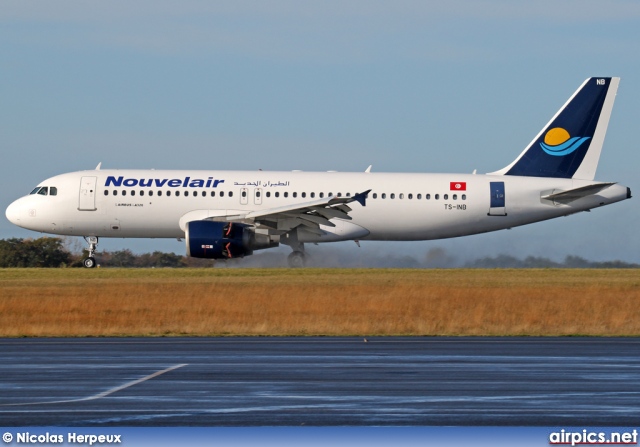 TS-INB, Airbus A320-200, Nouvelair