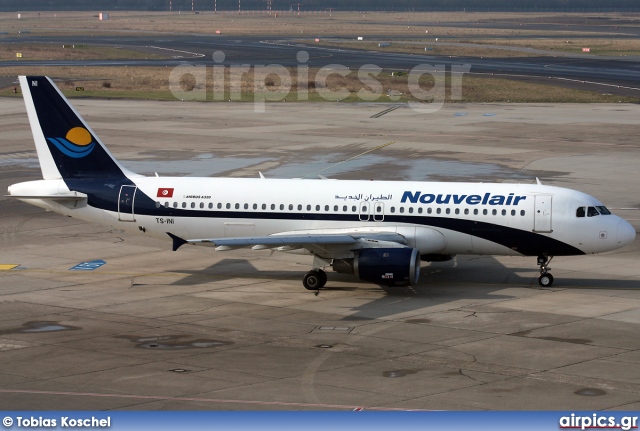 TS-INI, Airbus A320-200, Nouvelair