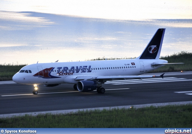 TS-INP, Airbus A320-200, Travel Service (Czech Republic)