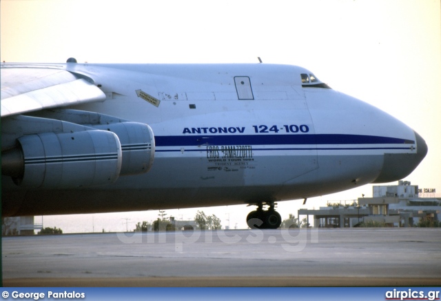 UR-82029, Antonov An-124-100 Ruslan, Antonov