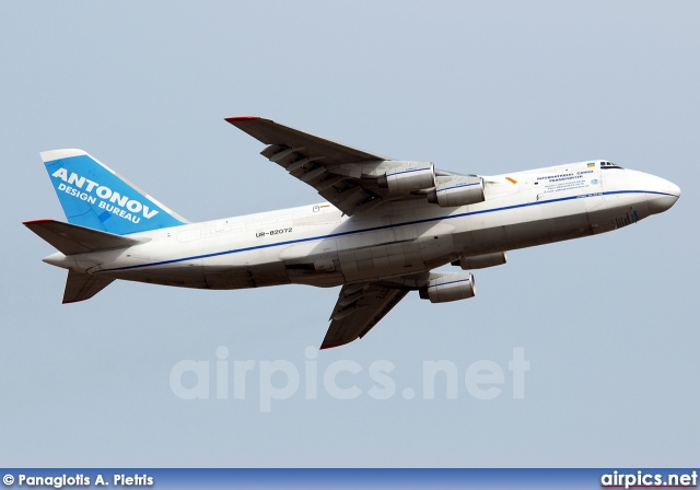 UR-82072, Antonov An-124-100 Ruslan, Antonov