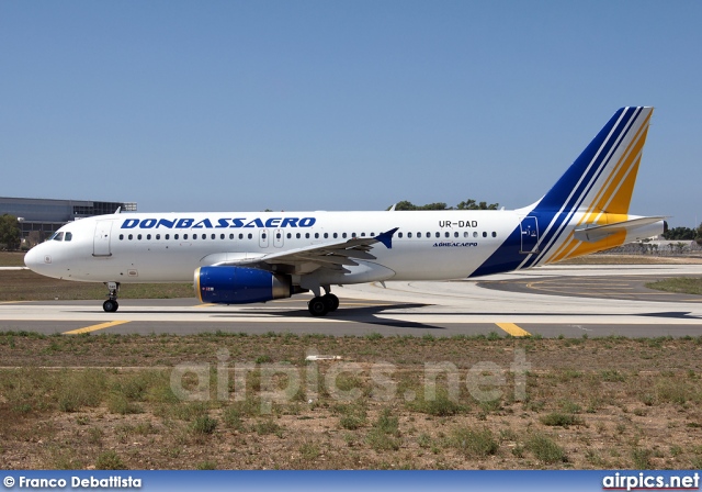 UR-DAD, Airbus A320-200, Donbassaero