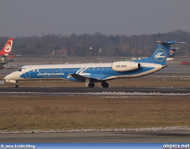 UR-DNX, Embraer ERJ-145LR, Dniproavia