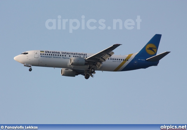 UR-GAX, Boeing 737-400, Ukraine International Airlines