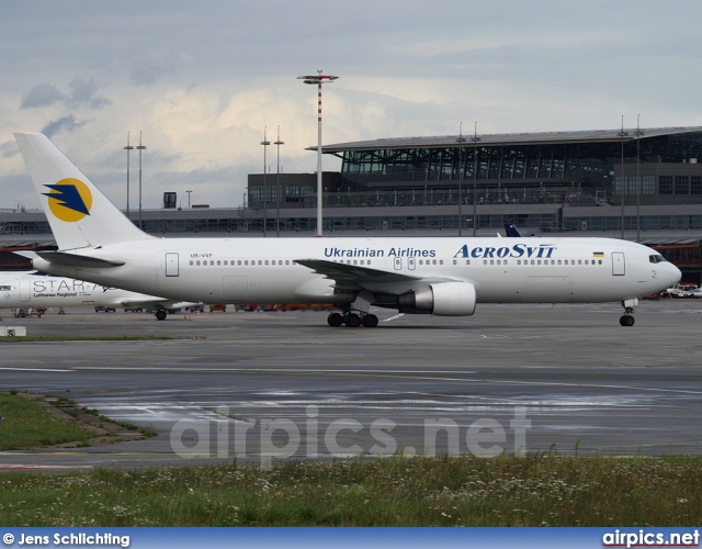 UR-VVF, Boeing 767-300ER, Aerosvit Airlines