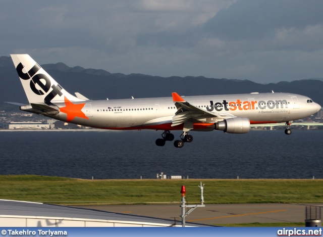 VH-EBF, Airbus A330-200, Jetstar Airways