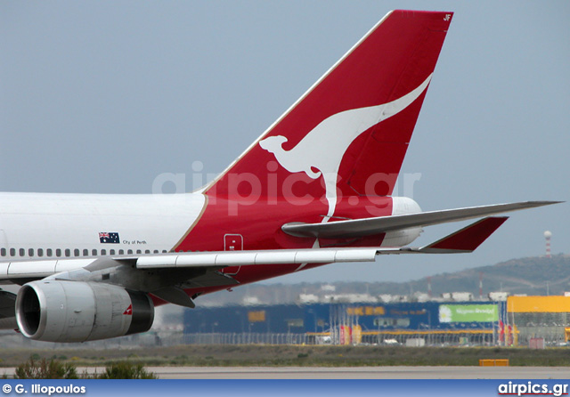 VH-OJF, Boeing 747-400, Qantas