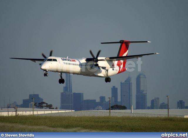 VH-QOA, De Havilland Canada DHC-8-400Q Dash 8, Qantas Link